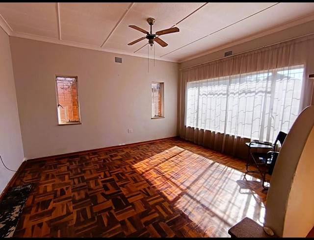 3 BEDROOM PROPERTY TO RENT IN SYMHURST